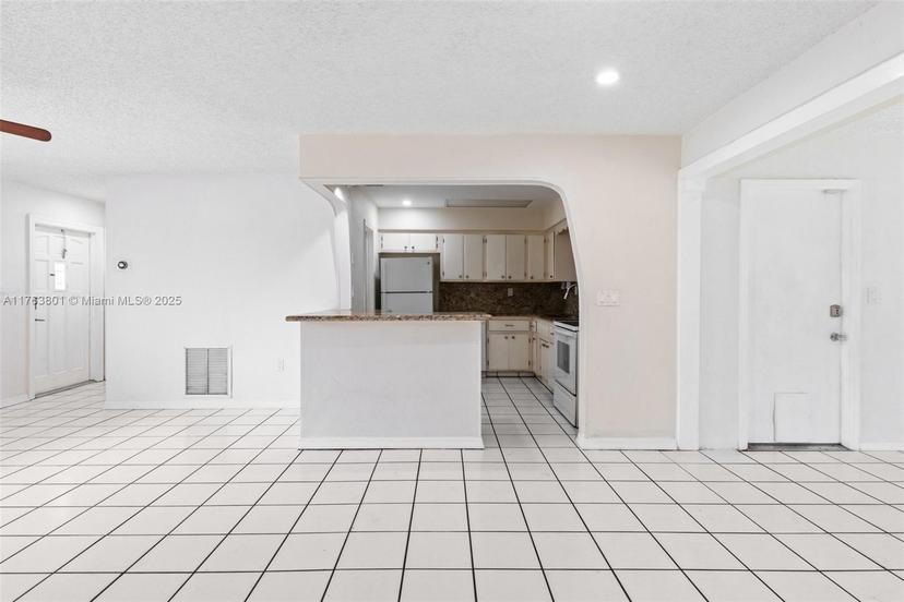 Picture of 8131 NW 12Th St, Pembroke Pines FL 33024