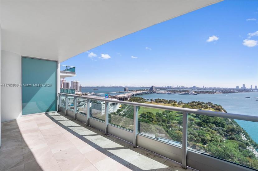 Picture of 900 Biscayne Bl # 2309, Miami FL 33132