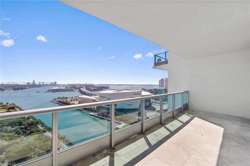Picture of 900 Biscayne Bl # 2309, Miami FL 33132