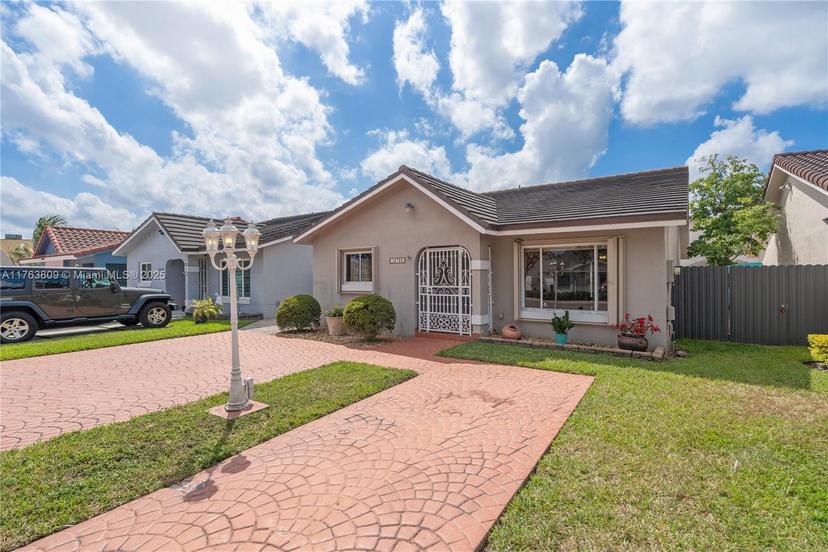 Picture of 12782 NW 103Rd Ave, Hialeah Gardens FL 33018