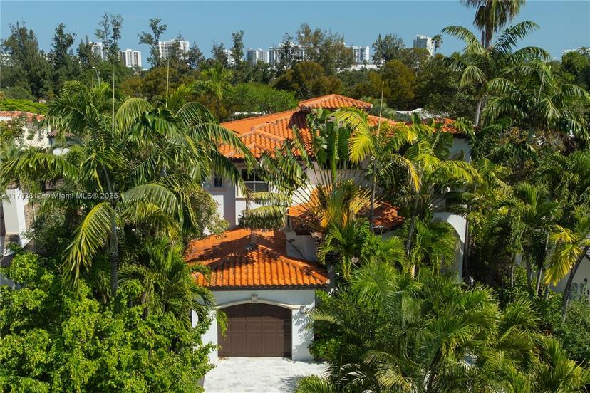 Picture of 2143 N Bay Rd, Miami Beach FL 33140