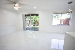 Picture of 5169 Stagecoach Dr # 5169, Coconut Creek, FL 33073