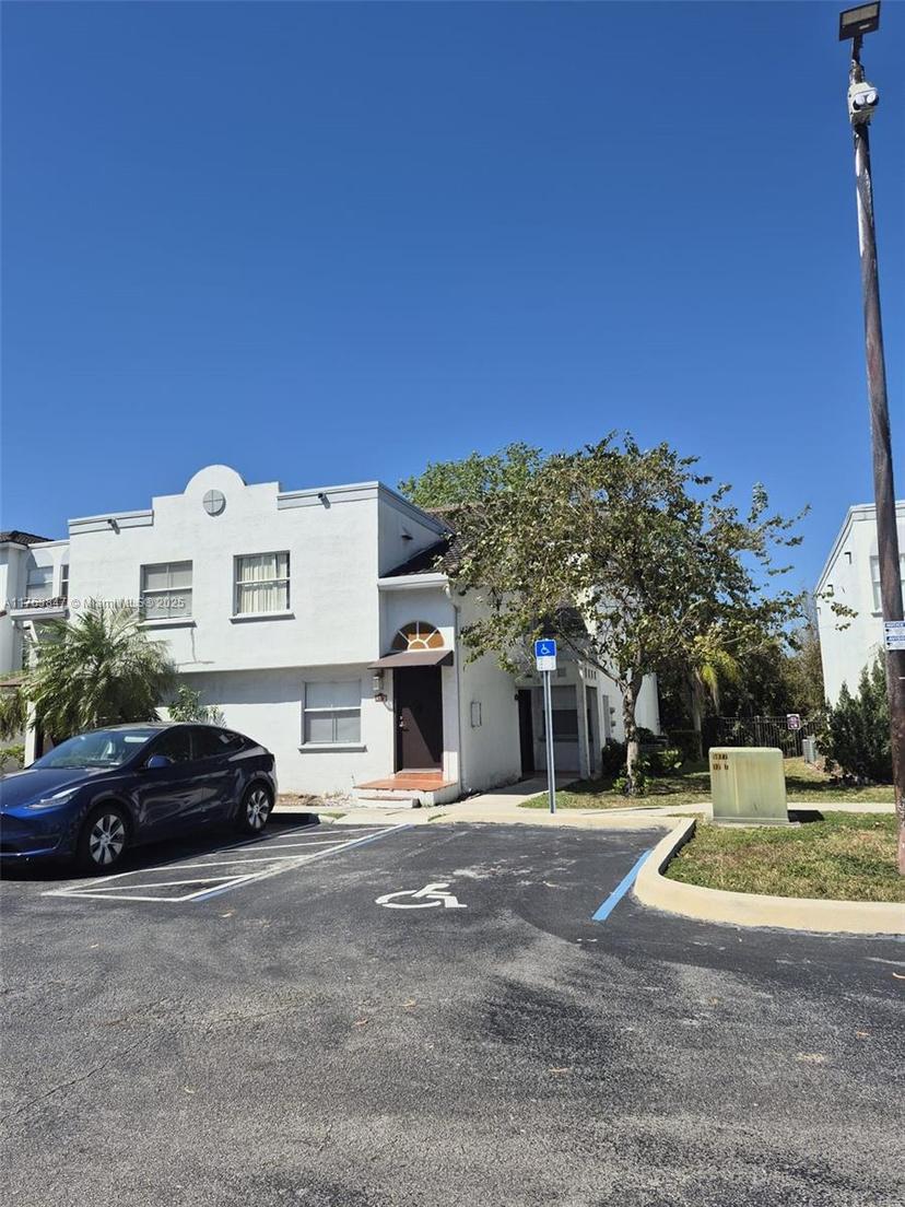 Picture of 4774 NW 97Th Pl # 209, Doral FL 33178