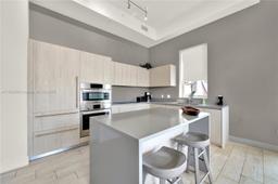 Picture of 4010 S Ocean Dr # R309, Hollywood, FL 33019