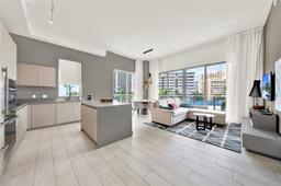 Picture of 4010 S Ocean Dr # R309, Hollywood, FL 33019