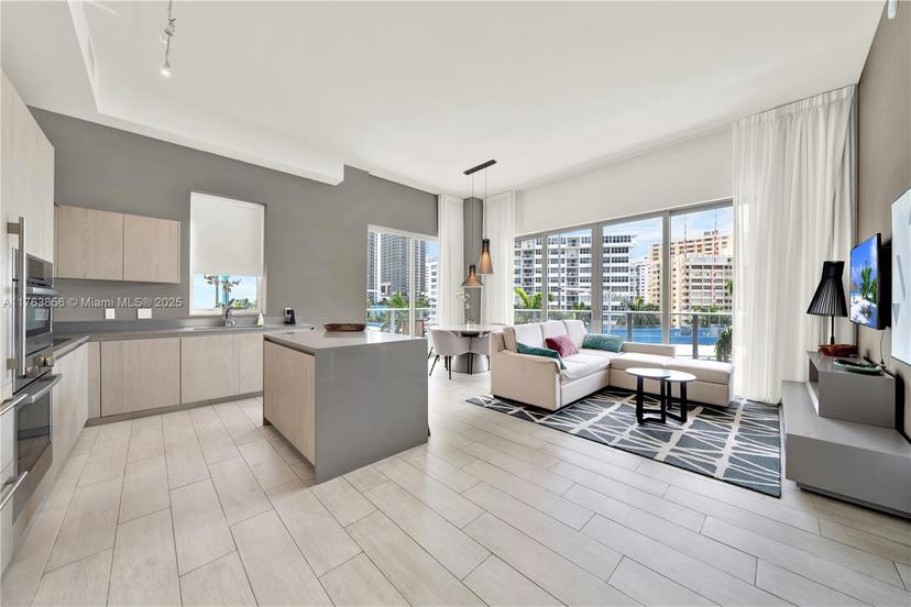 Picture of 4010 S Ocean Dr # R309, Hollywood FL 33019