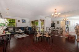 Picture of 20015 NE 3Rd Ct # 6, Miami, FL 33179
