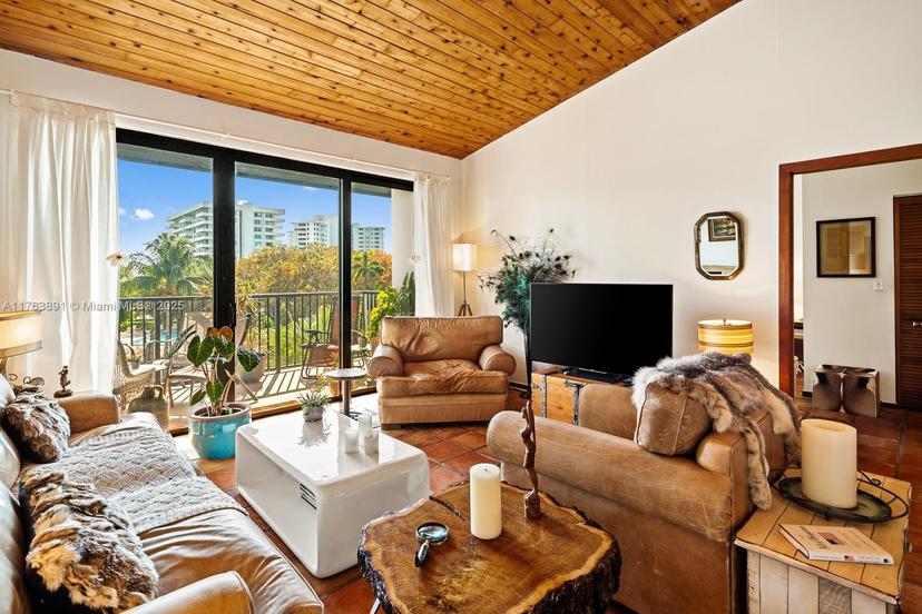 Picture of 101 Ocean Lane Dr # 406, Key Biscayne FL 33149