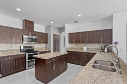Picture of 14995 SW 12Th Ln, Miami, FL 33194