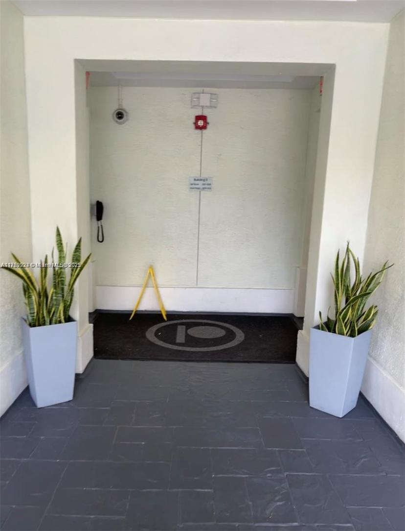 Picture of 5300 NW 87Th Ave # 503, Doral FL 33178