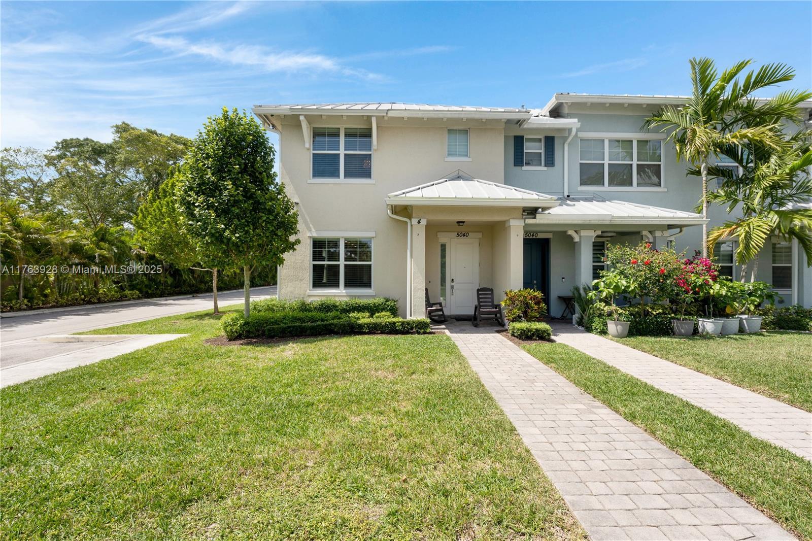 Picture of 5040 Eucalyptus Dr # 4, Hollywood, FL 33021