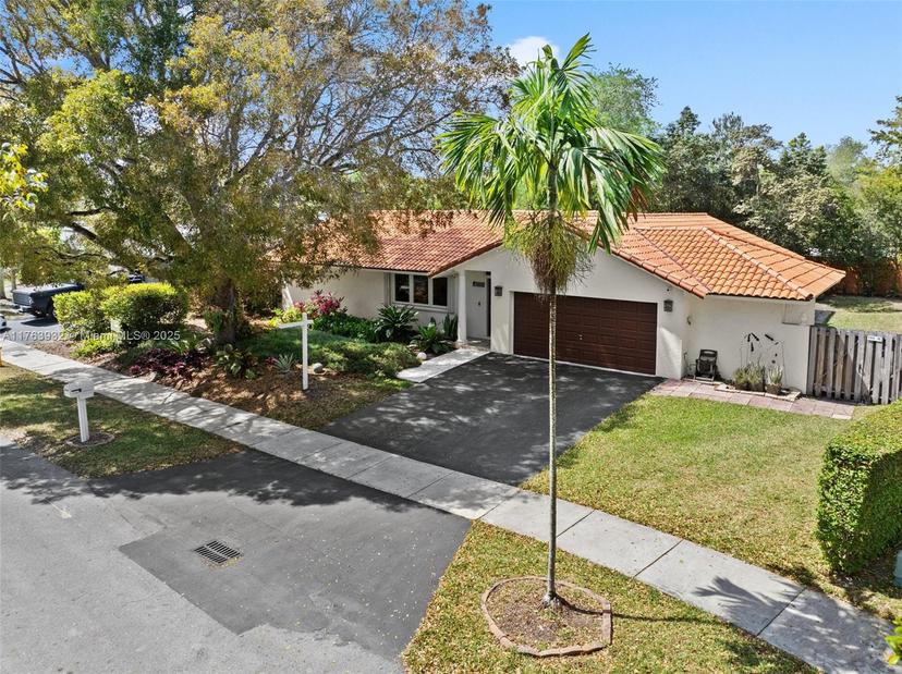 Picture of 11240 SW 114Th Ct, Miami FL 33176