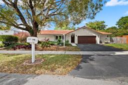 Picture of 11240 SW 114Th Ct, Miami, FL 33176