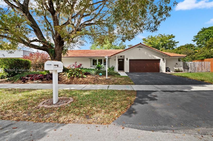 Picture of 11240 SW 114Th Ct, Miami FL 33176