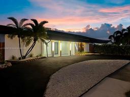 Picture of 2021 N 48Th Ave, Hollywood, FL 33021