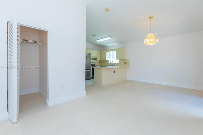 Picture of 12362 NW 98Th Pl, Hialeah Gardens FL 33018