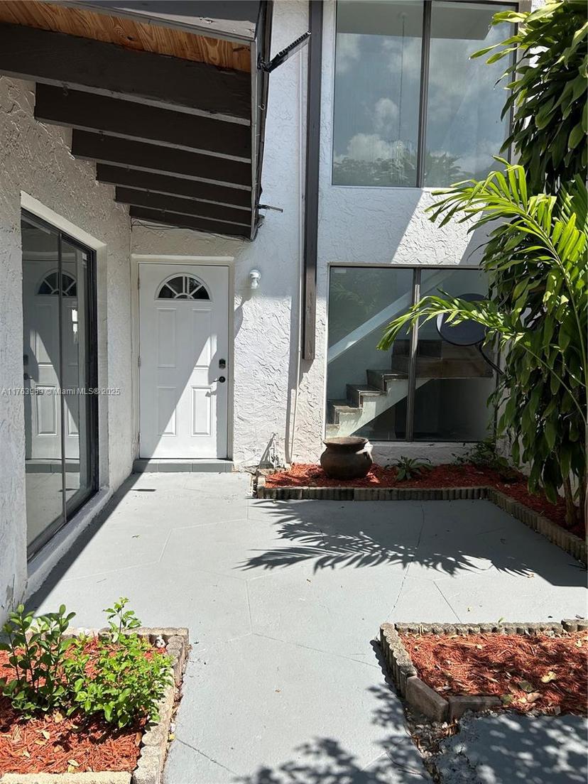 Picture of 11005 SW 70Th Ter, Miami FL 33173