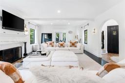 Picture of 4430 Alton Rd, Miami Beach, FL 33140