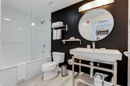 Picture of 2889 Mcfarlane Rd # 1510, Coconut Grove, FL 33133