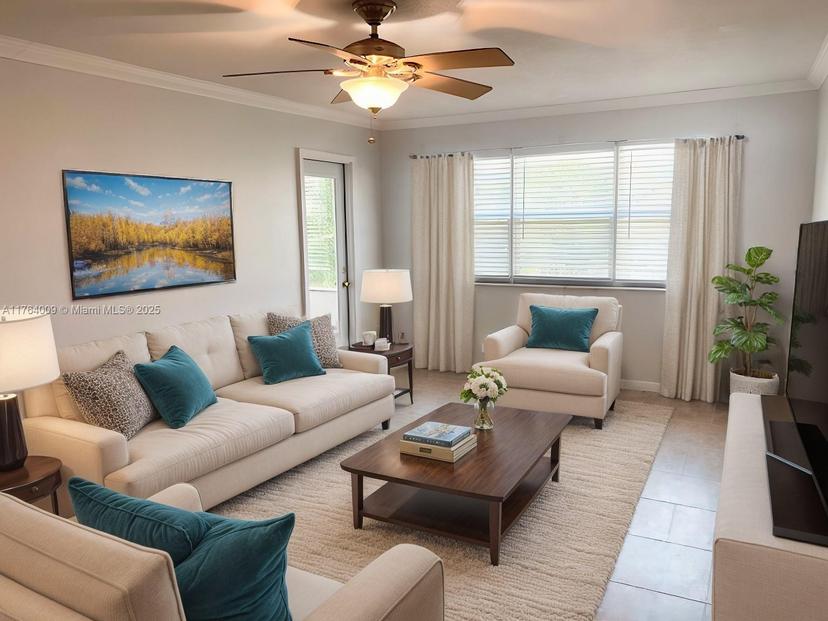 Picture of 2223 Park Ln # 205, Hollywood FL 33021