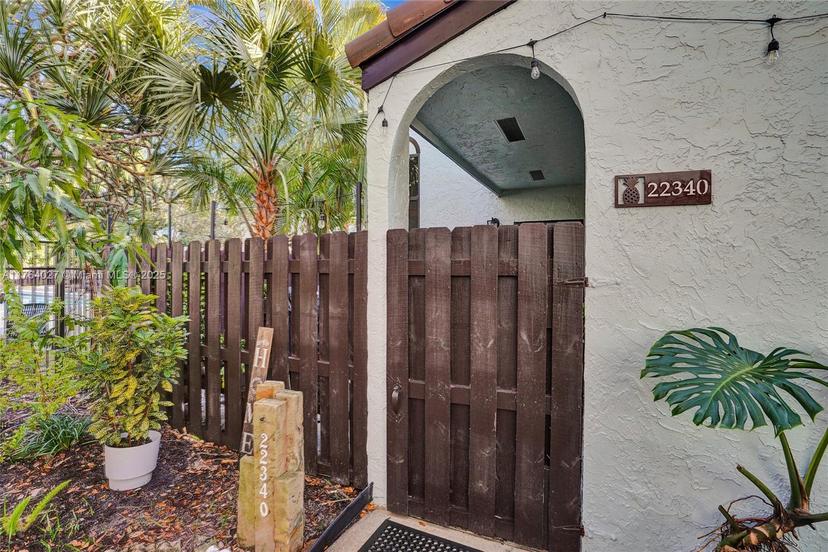 Picture of 22340 Pineapple Walk Dr, Boca Raton FL 33433