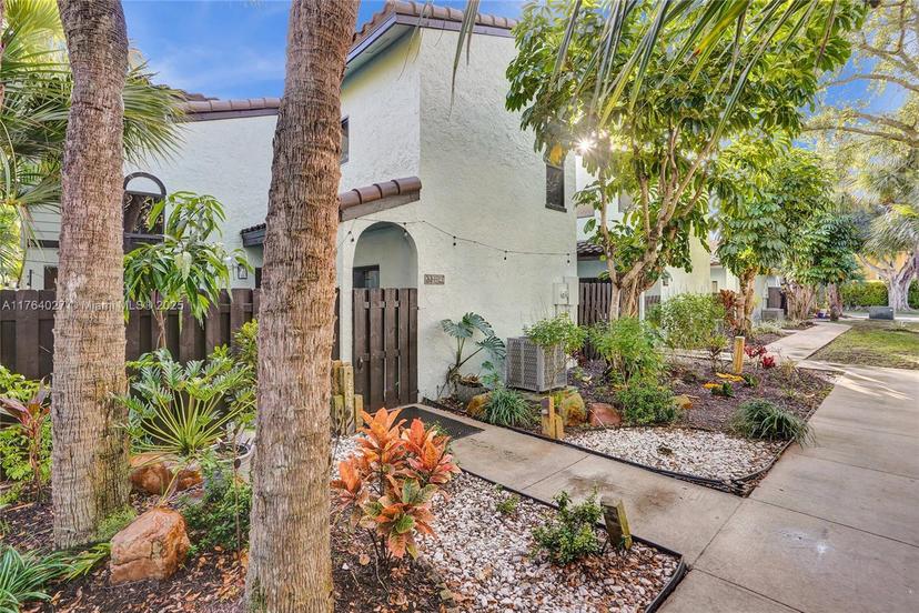 Picture of 22340 Pineapple Walk Dr, Boca Raton FL 33433