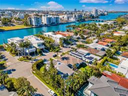 Picture of 625 94Th St, Surfside, FL 33154