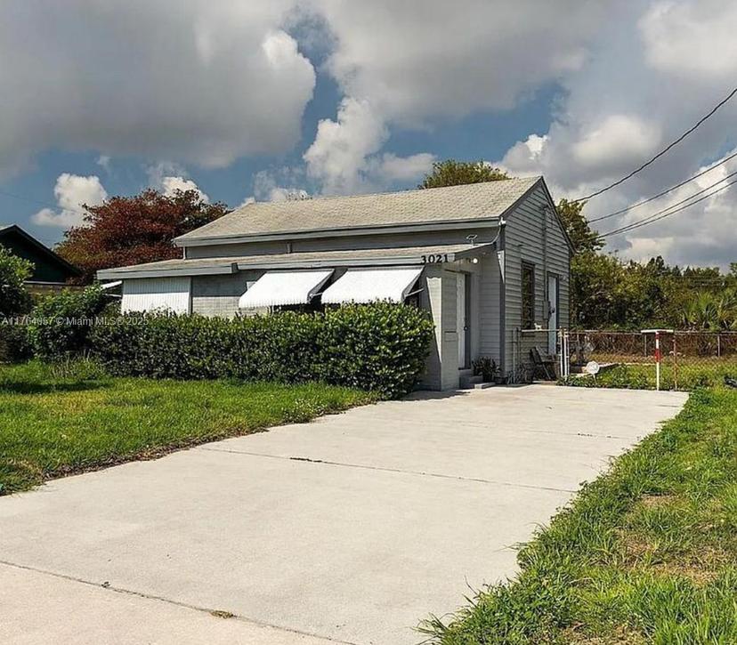 Picture of 3021 Avenue J, Riviera Beach FL 33404