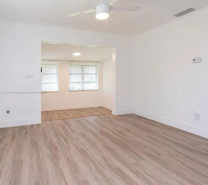Picture of 3021 Avenue J, Riviera Beach FL 33404
