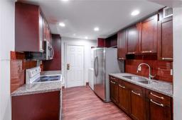 Picture of 2551 NW 13Th St # 11, Miami, FL 33125