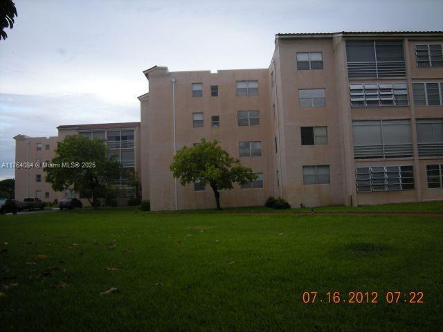 Picture of 2850 Somerset Dr # 105L, Lauderdale Lakes FL 33311