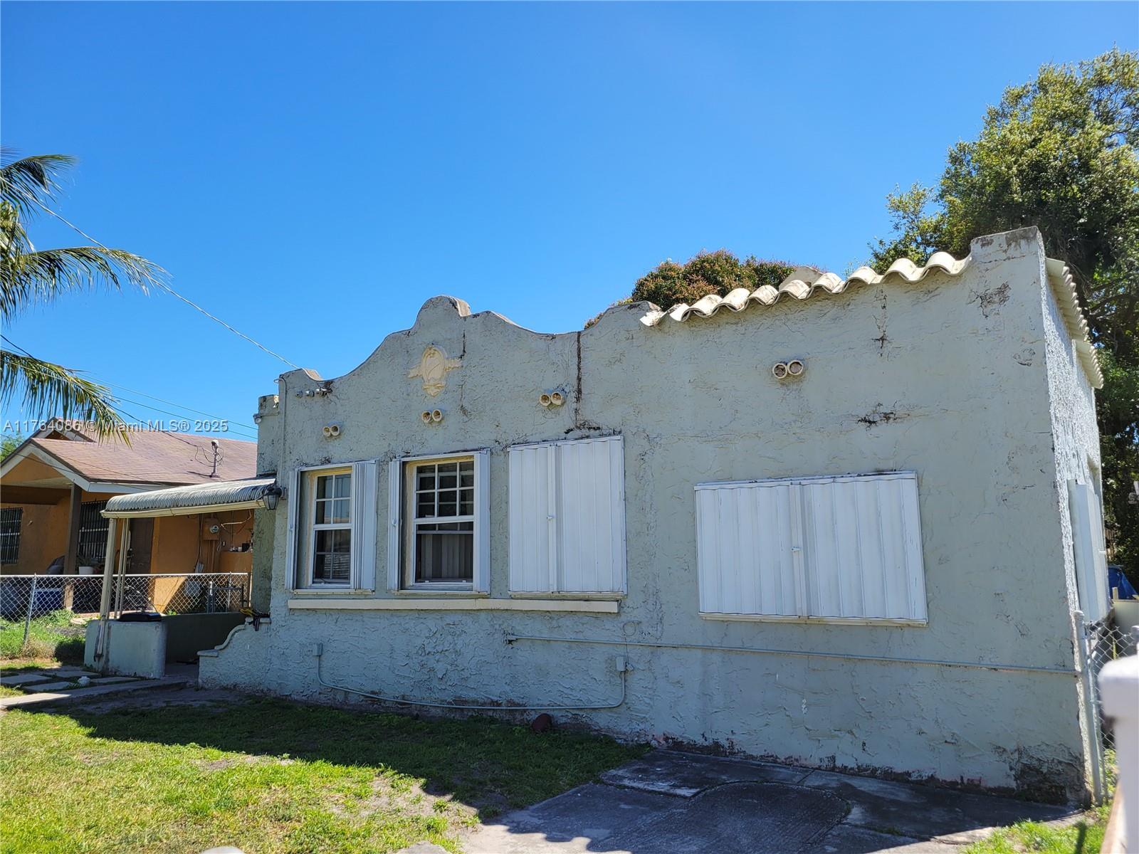Picture of 2426 NW 43Rd St, Miami, FL 33142