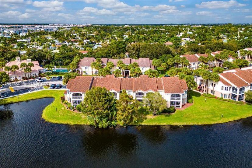 Picture of 815 W Boynton Beach Blvd # 205, Boynton Beach FL 33426
