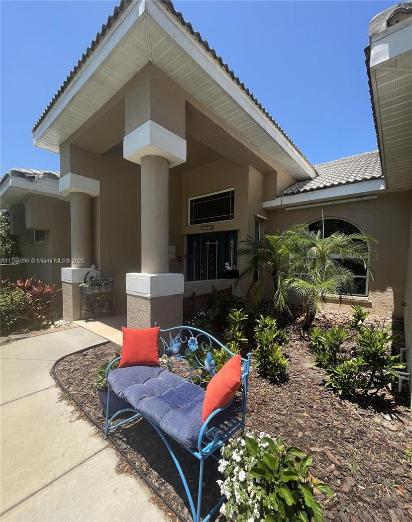 Picture of 5903 Cachette De Riviera Court, New Port Richey FL 34655