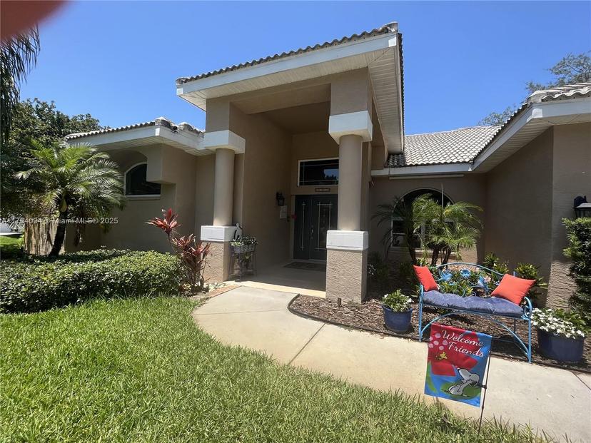 Picture of 5903 Cachette De Riviera Court, New Port Richey FL 34655