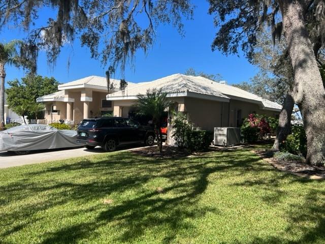 Picture of 5903 Cachette De Riviera Court, New Port Richey FL 34655