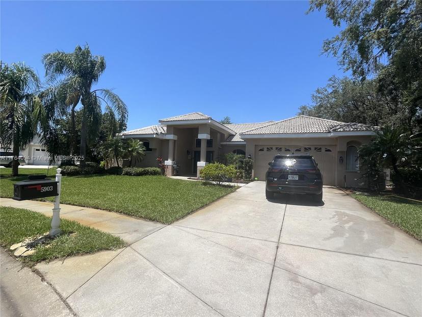 Picture of 5903 Cachette De Riviera Court, New Port Richey FL 34655