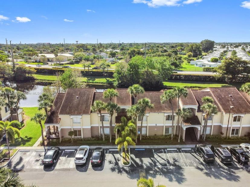 Picture of 815 W Boynton Beach Blvd # 101, Boynton Beach FL 33426
