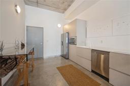 Picture of 2001 Meridian Ave # 512, Miami Beach, FL 33139