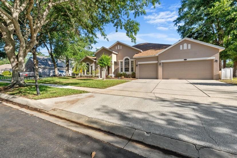 Picture of 417 Chinahill Ct, Orlando FL 32712