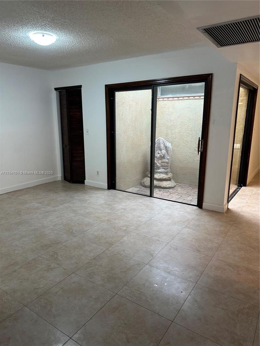 Picture of 13199 SW 11Th Lane Cir, Miami FL 33184