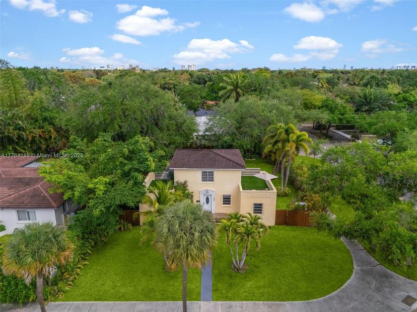 Picture of 10401 NE 2Nd Ave, Miami Shores FL 33138