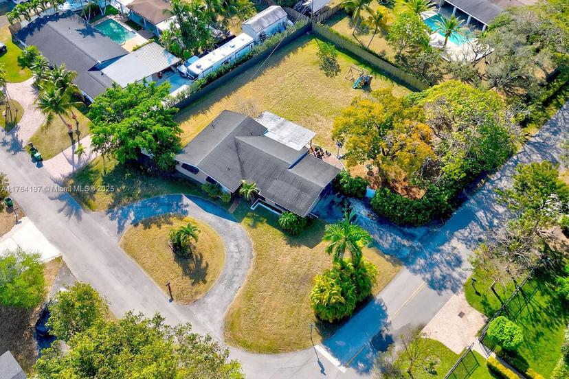 Picture of 9290 SW 148Th St, Miami FL 33176