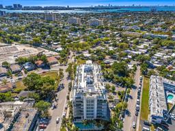 Picture of 13800 Highland Dr # 302, North Miami Beach, FL 33181