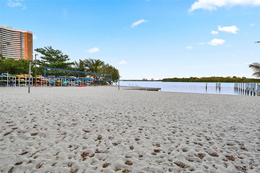 Picture of 650 NE 64Th St, Miami FL 33138