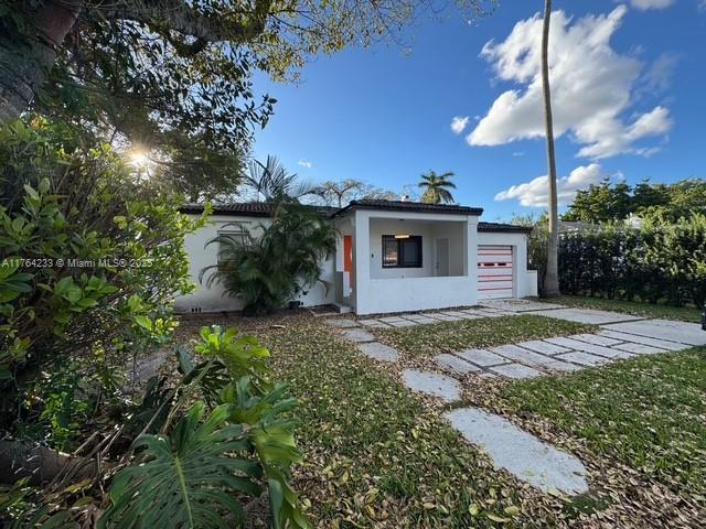 Picture of 632 Minola Dr, Miami Springs FL 33166
