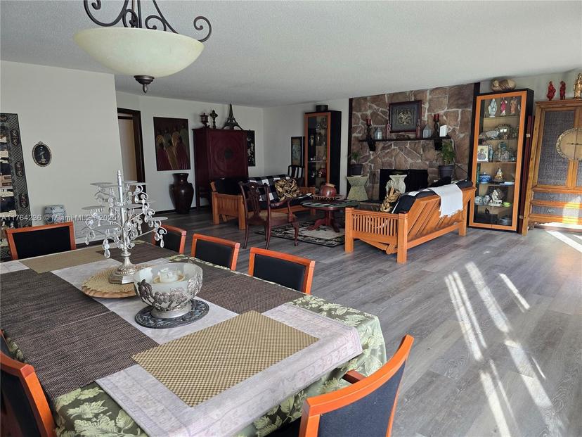 Picture of 593 E Ash Street, Other City - In The State Of Florida FL 32347
