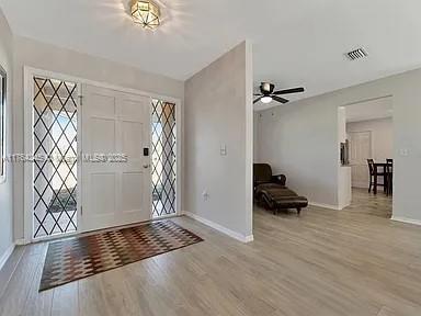 Picture of 2916 Woodcrest Dr, Sarasota FL 34239
