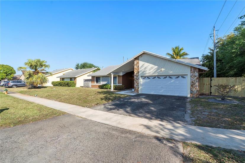 Picture of 8201 NW 53Rd St, Lauderhill FL 33351