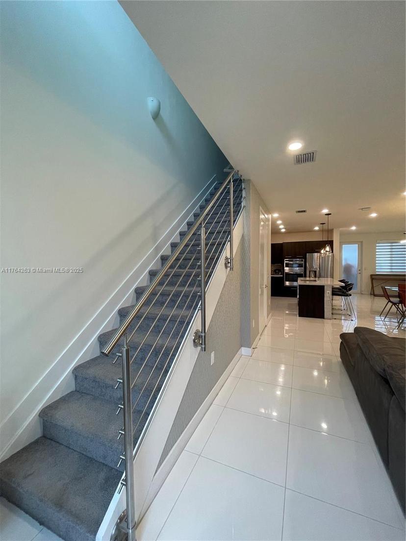 Picture of 6670 NW 103Rd Path # 1, Doral FL 33178